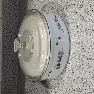 Pfaltzgraff Snow Village 1.5 qt. Baking Dish with Glass Lid